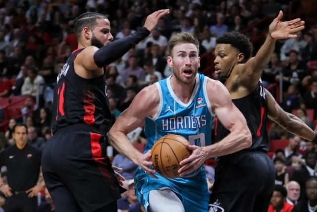 星空体育app-躺赚50%工资！海沃德被评为NBA历史最高薪低能球员