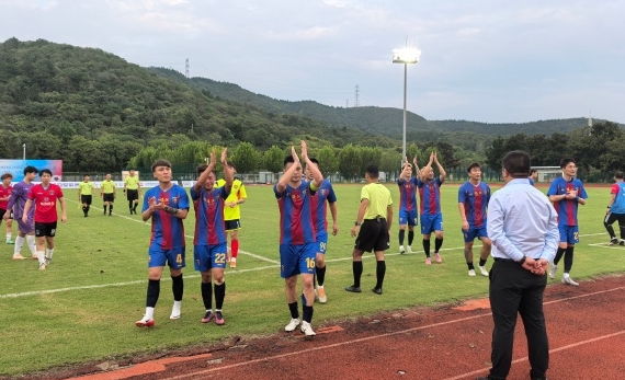 星空体育下载-“苏冠联赛”昨日开赛，优胜者将获得代表江苏出战2026中冠的机会